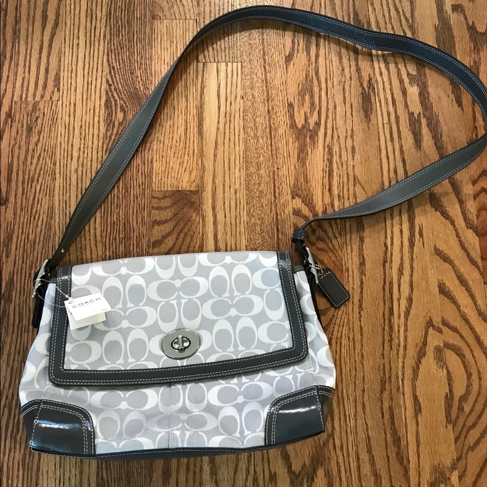 Coach SV/White Gray Hampton Signature Flap Handbag
